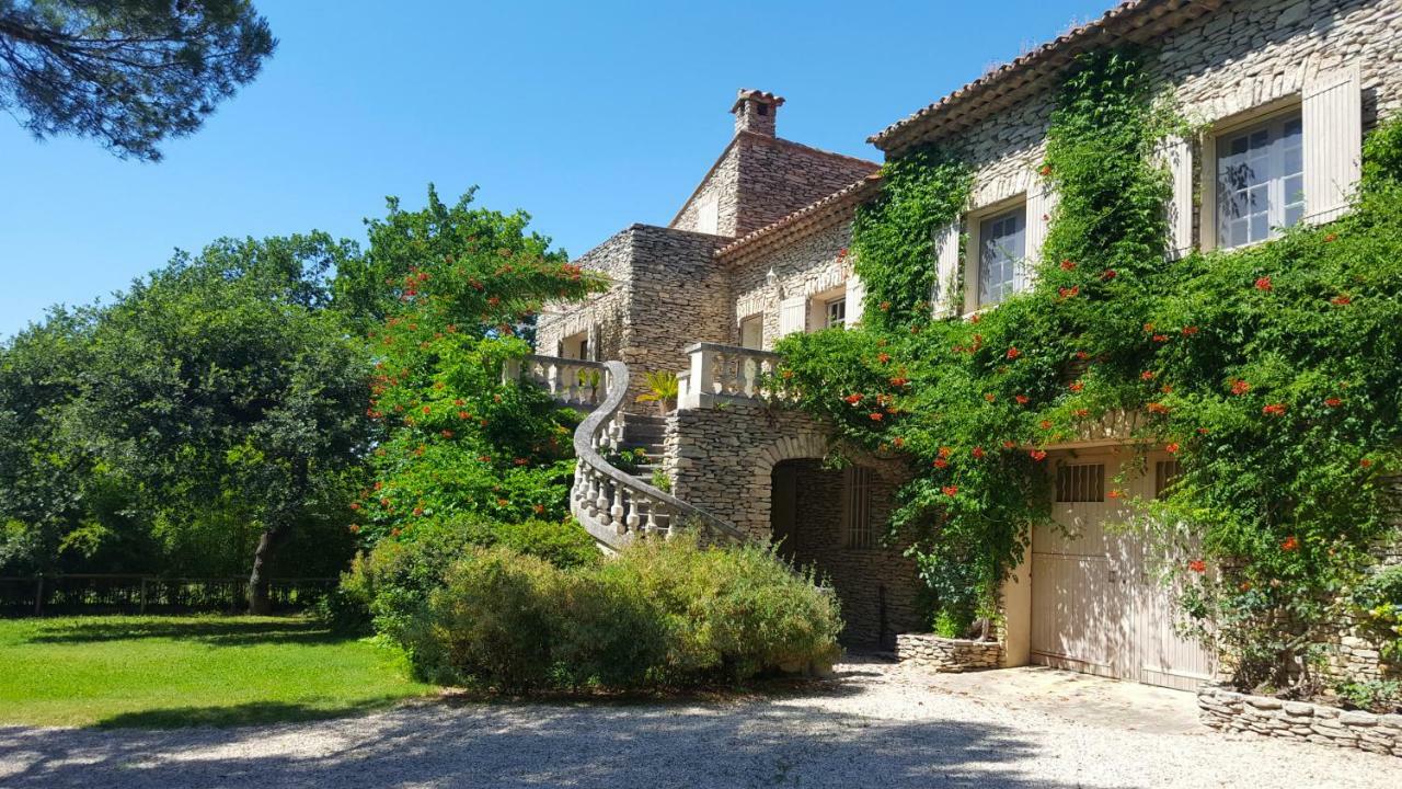 Le Jas Des Parpaillous Apartment ลีล-ซูร์-ลา-ซอร์ก ภายนอก รูปภาพ